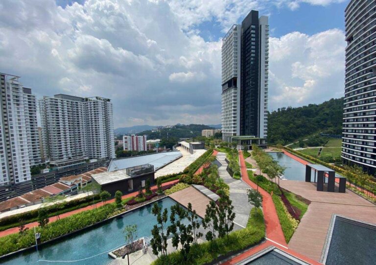 Quarza Residence & KL East Mall