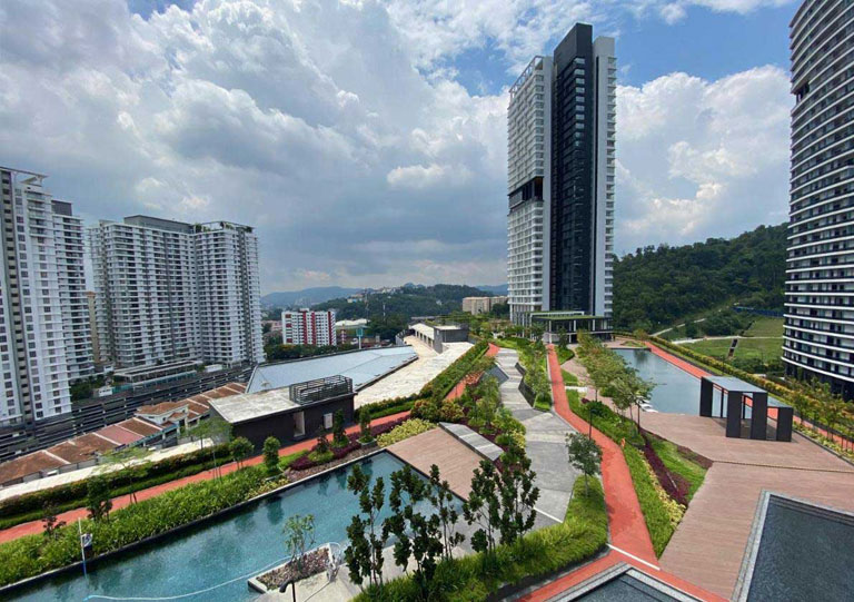 Quarza Residence & KL East Mall