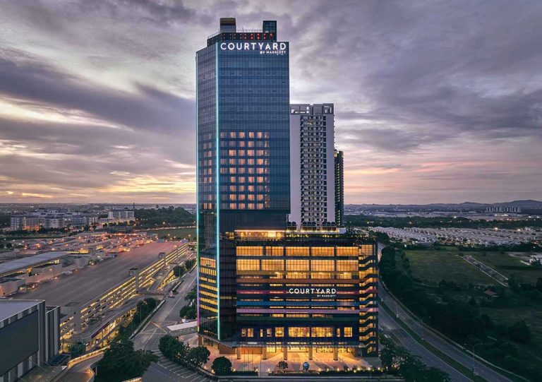 Courtyard by Marriott Setia Alam